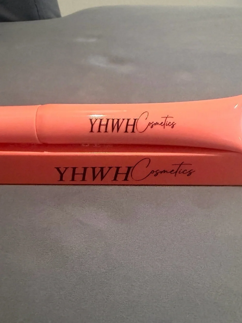 Peach Pit Lipgloss - Juicy Peach Tint